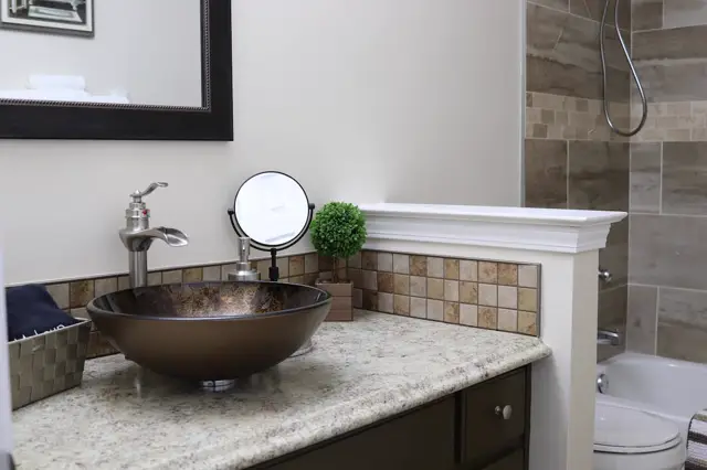 2nd Bathroom